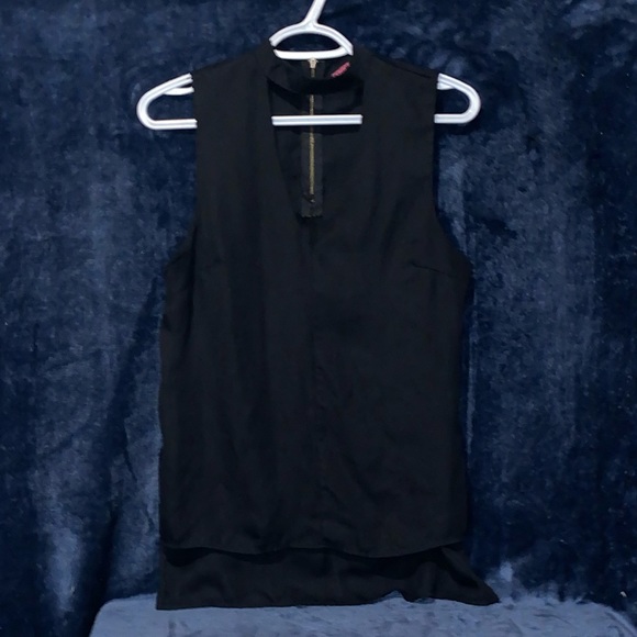 SEDUCTIONS TOP - Picture 2 of 4